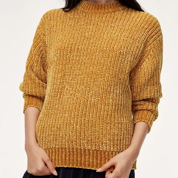 Aritzia Sweaters - Aritzia Wilfred women's golden yellow chunky knit crewneck pullover sweater Sz S